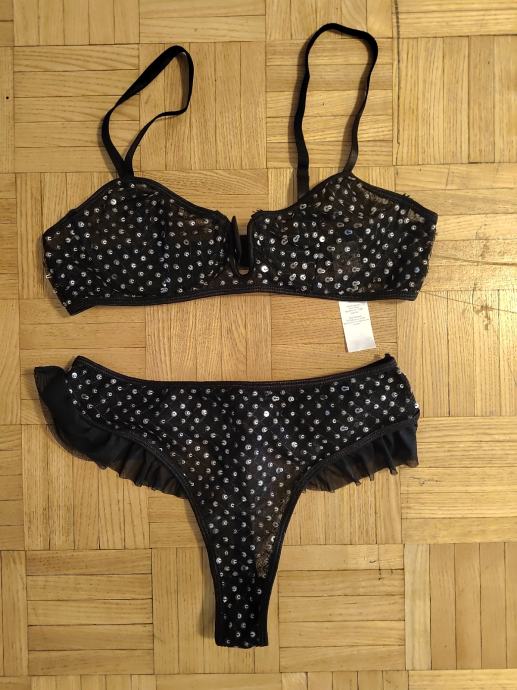 10€*NASTY GAL perilo