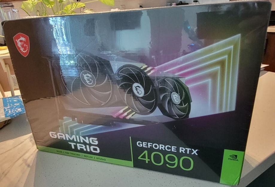 grafična kartica MSI NVIDIA GeForce RTX 4090 GAMING TRIO 24GB NOVO