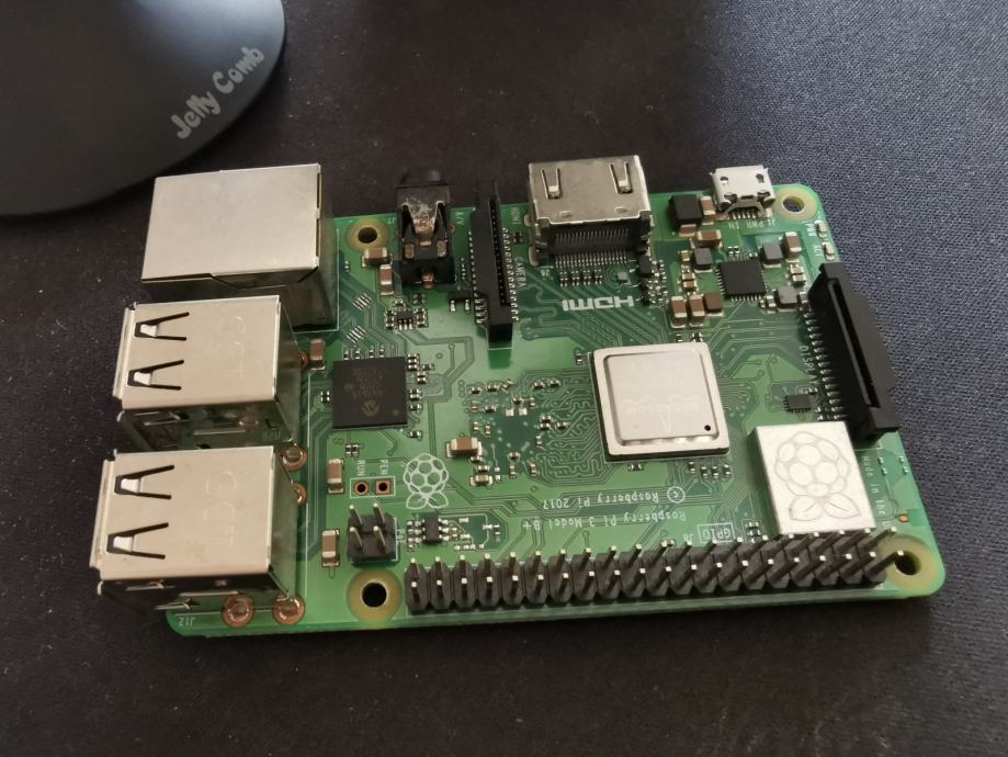 Raspberry Pi 3b 9882