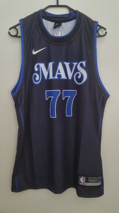 Dres Luka Dončić NBA Dallas MAVS