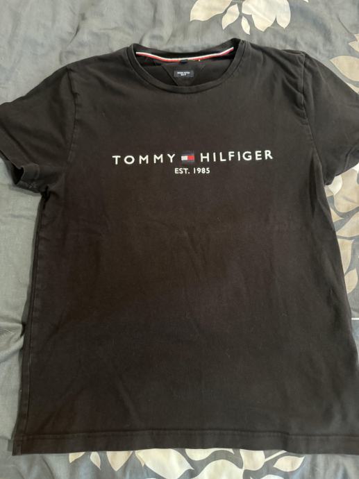 2x Tommy Hilfiger kratke majice M