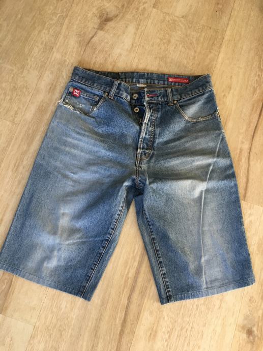 Prodam DC jeans kratke hlače