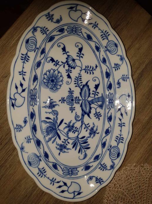 Ovalni Krožnik iz porcelana Bohemia Original Zwiebelmuster