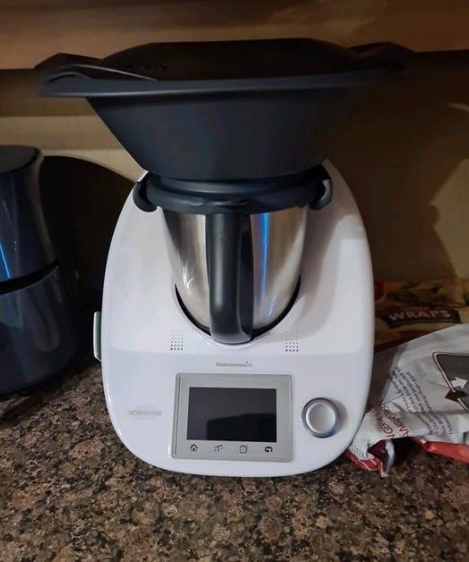 Thermomix TM5 Vorwerk + dodatki