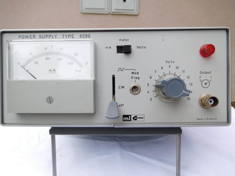 MI MARCONI INSTRUMENTS POWER SUPPLY TYPE 6590 REGULACIJSKI NAPAJALNIK