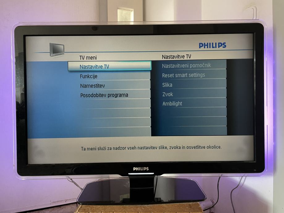 Philips Ambilight LCD TV Q528.2E