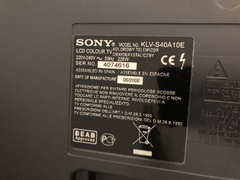 SONY BRAVIA LCD