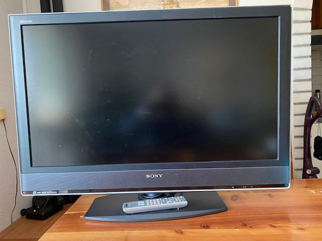 SONY LCD TV KDL 40W BRAVIA