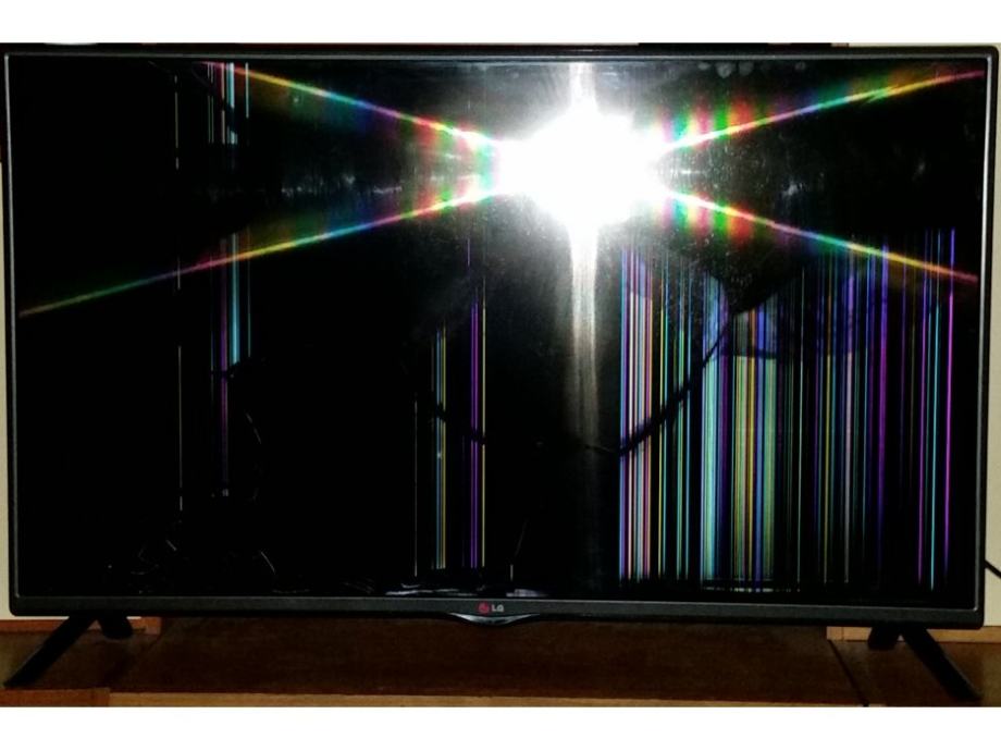 TV LED LG 42LB550V-ZA, 42' (107 cm), 2xHDMI, 10/2014, RAZBIT ZASLON