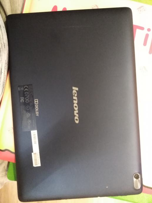 Tablicni racunalnik lenovo