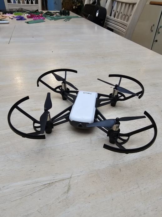 Dron DJI Tello, kot nov