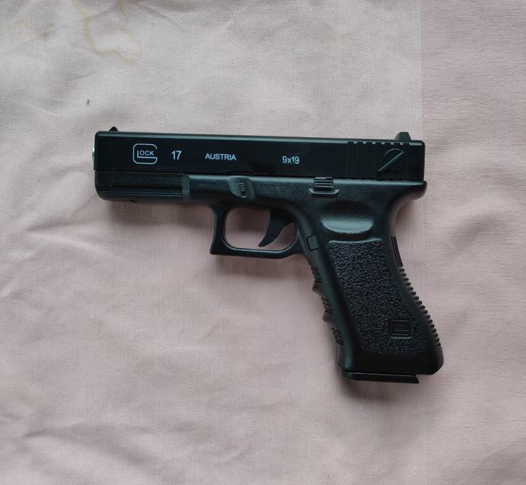 Glock 17/Full metal/Replika 1/1