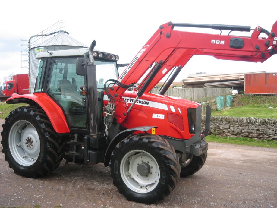 Massey Ferguson 5475