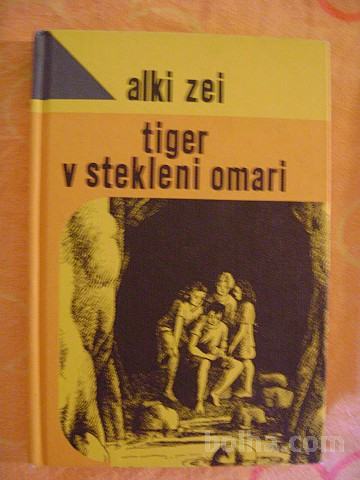 TIGER V STEKLENI OMARI