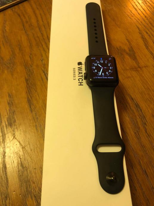 Apple Watch - AppleWatch3 38ミリの+palomasoares.com.br
