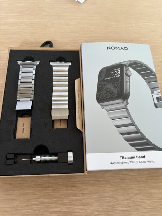 Nomad titanium pašek za Apple watch uro, 49 mm