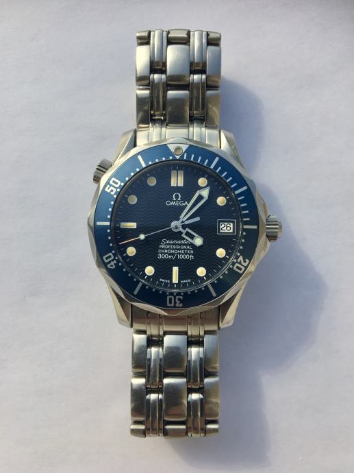 omega seamaster 300m chronometer