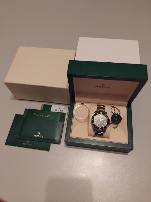 ROLEX SEA DWELLER 116600  ( NOS )