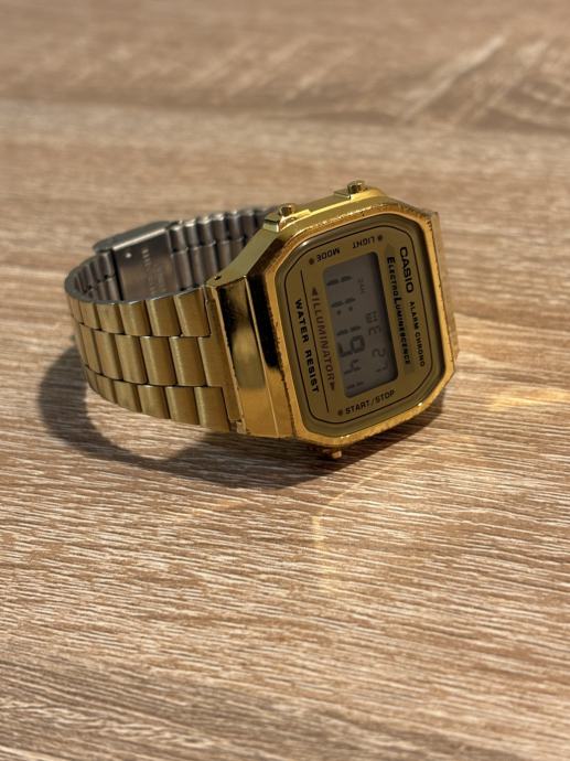 Ura Casio (A168)