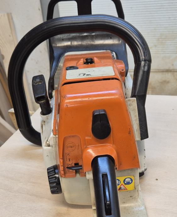 Profesionalna motorna žaga Stihl 026