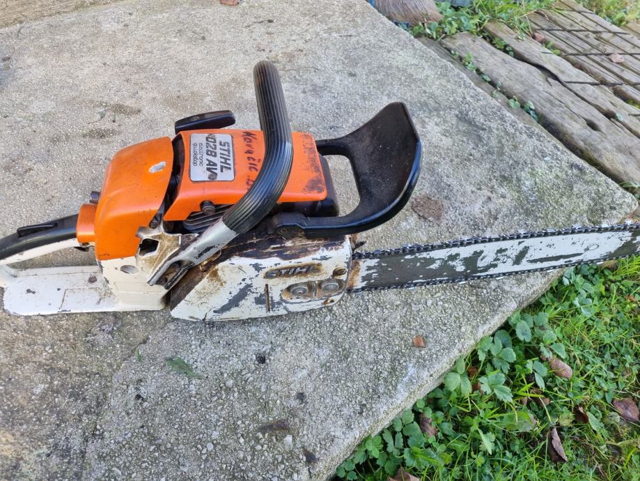 STIHL 028 AV ZA OBNOVO ALI ZA DELE