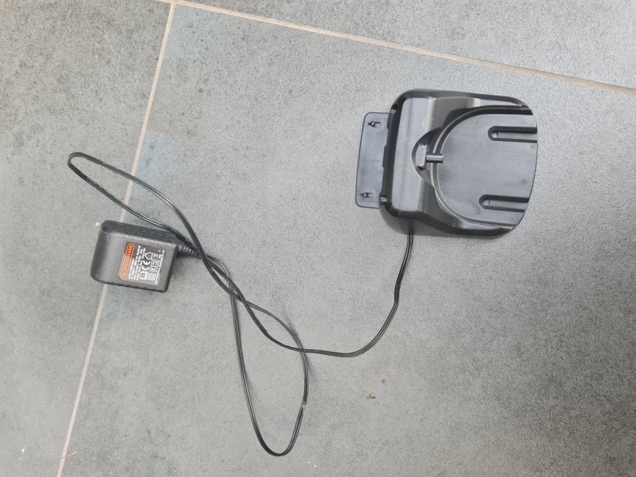 Polnilec - napajalnik VD100012D Black Decker adapter