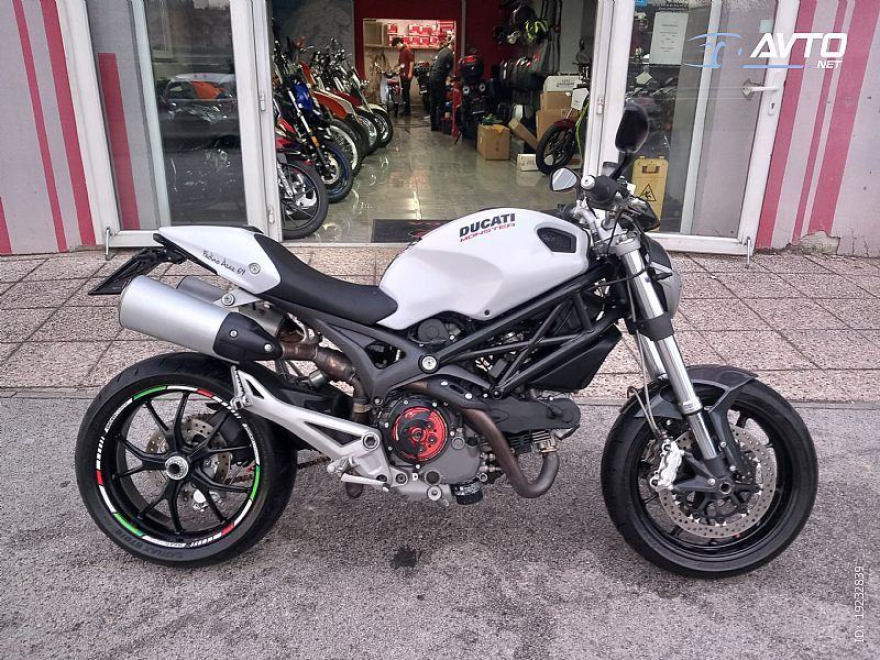 Ducati MONSTER 1100, 2009 l.