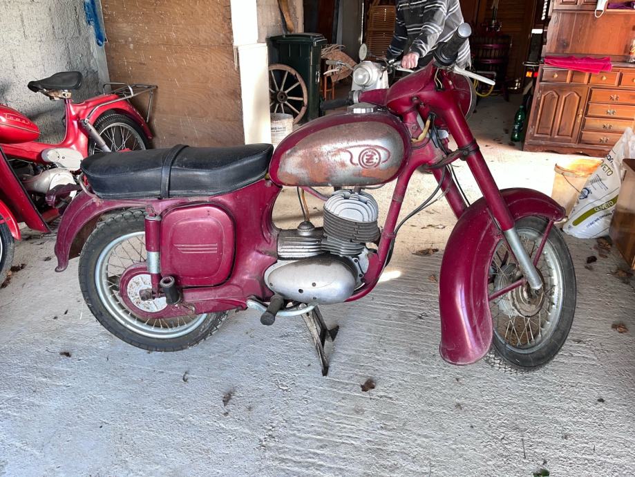 Jawa 175 cm3, 1975 l.