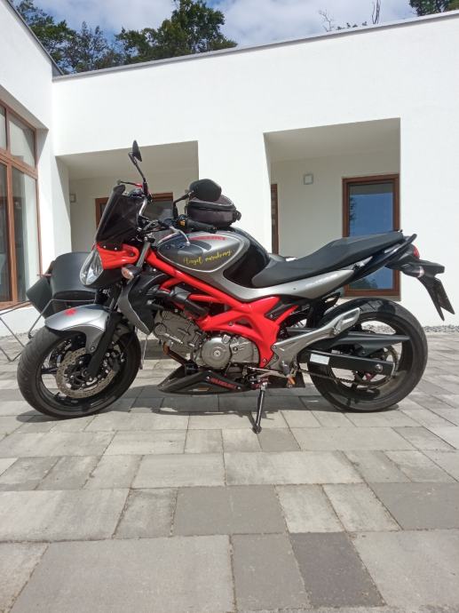 Motor Suzuki Gladius Sv Cm L