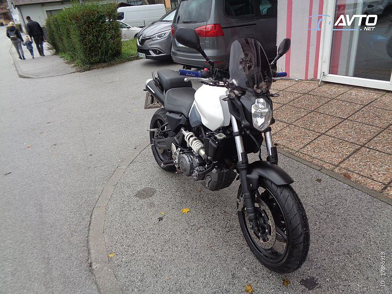 yamaha mt 03 cena