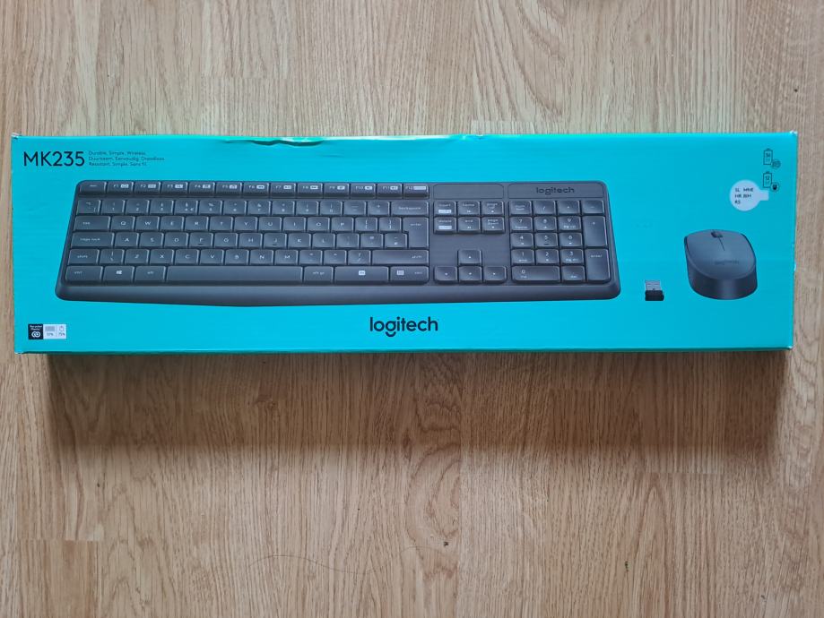 Namizni komplet Logitech MK235 44