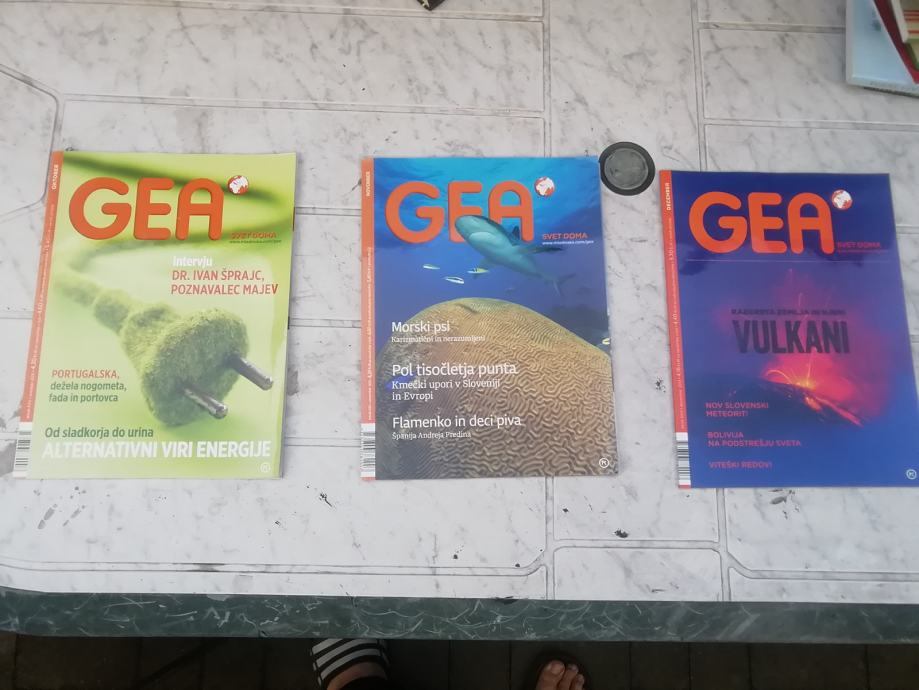 REVIJA GEA  SVET DOMA PO 2 EUR KOM