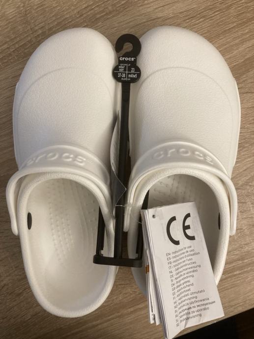 CROCS gumijasti natikači 37/38 (m4/w5)