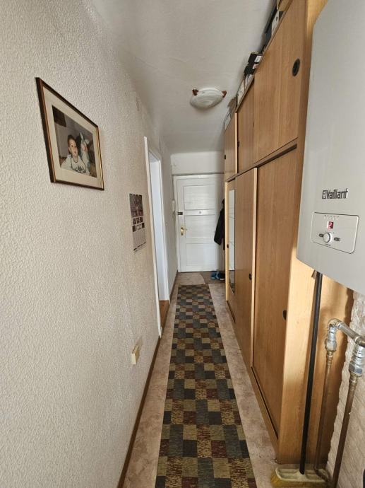 2 sobno opremljeno stanovanje, Center, 55.00 m2 (prodaja)