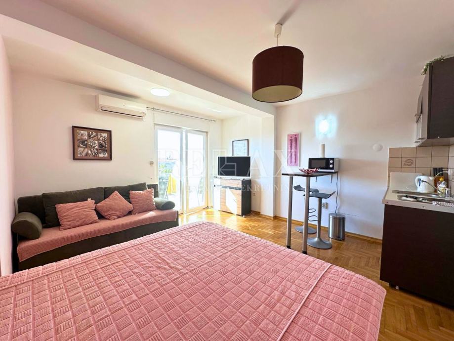 Crikvenica - studio apartma blizu morja (prodaja)