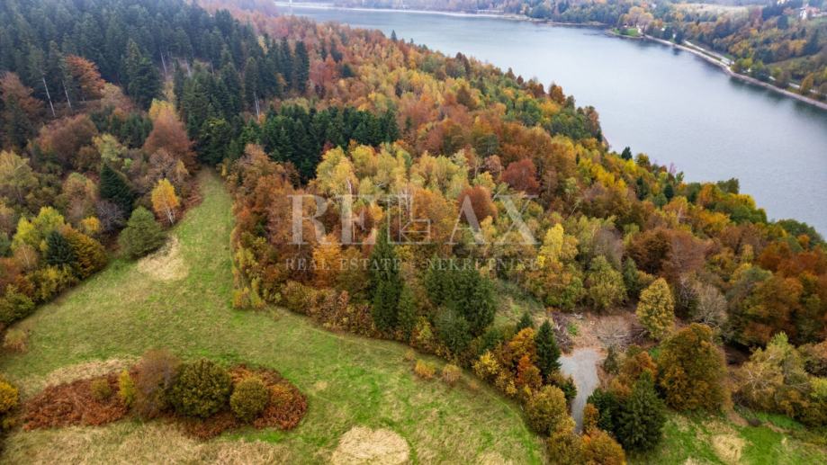 Fužine - investicijska priložnost, zemljišče ob jezeru