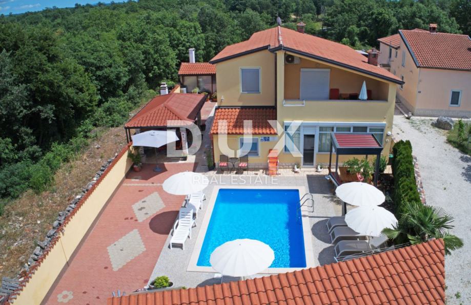 ISTRA, POREČ - Apartmajska hiša z bazenom (prodaja)