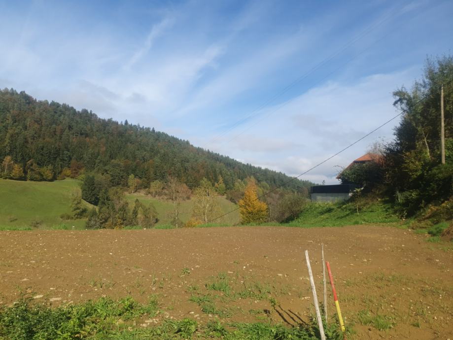 Libeliška gora, vikend parcela - PRODAMO.