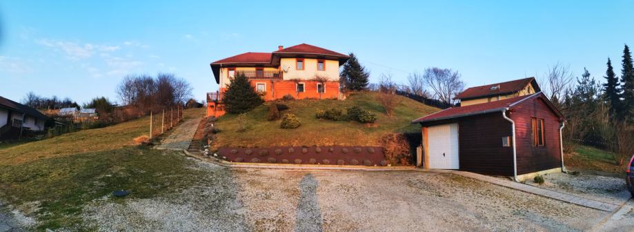 Hisa / Vinotoč, Lendava, 5500m2 , Mirna lokacija (prodaja)