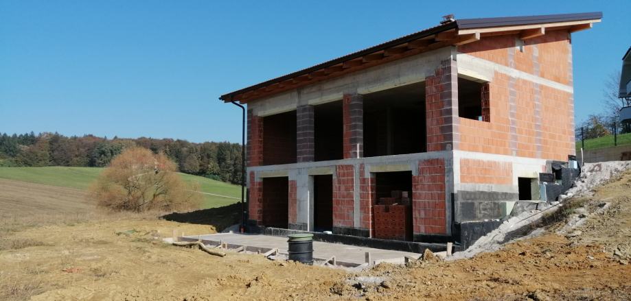 Lokacija hiše: Levič, 147.00 m2 (prodaja)