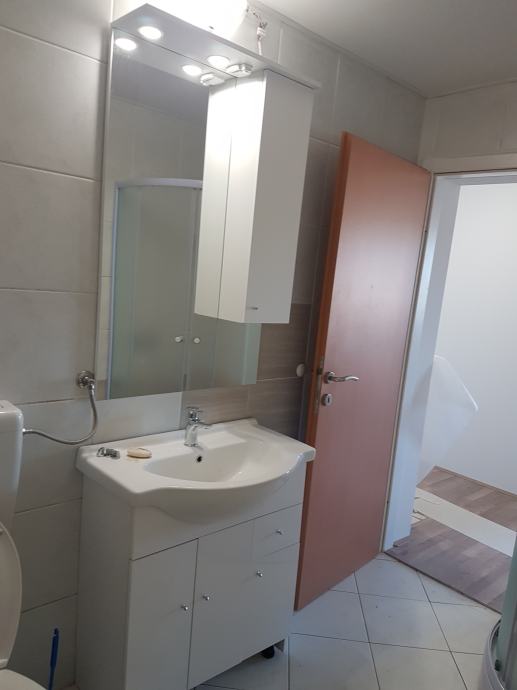 Lokacija stanovanja: Pesnica pri Mariboru, 70.00 m2 (oddaja)