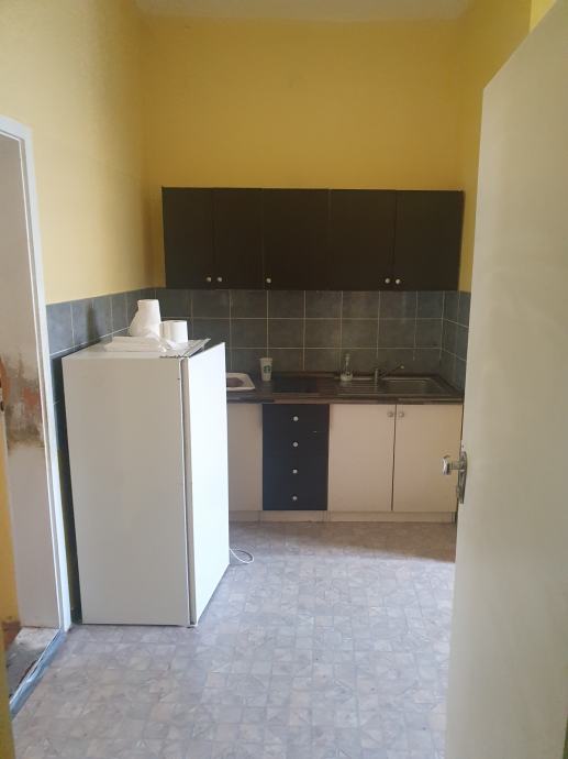 Lokacija stanovanja: Šiška, 27.00 m2 (prodaja)