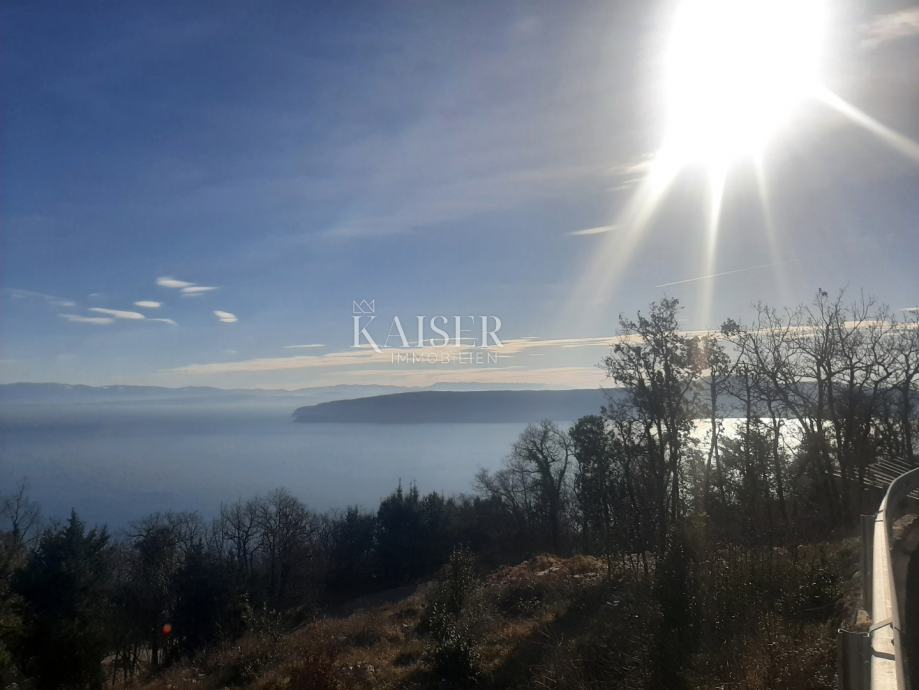 Zazidljivo zemljišče Sveta Jelena, Mošćenička Draga, 903m2