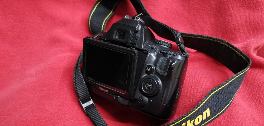 Nikon d5000 body фото