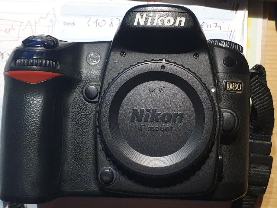 Nikon D80 body