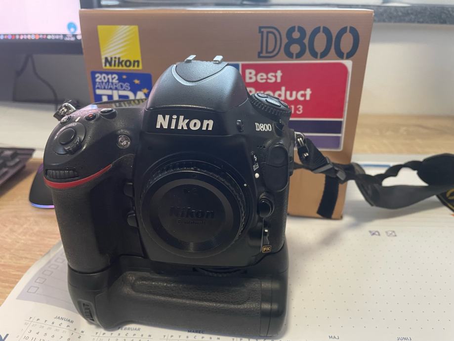 Nikon D800 + batery grip