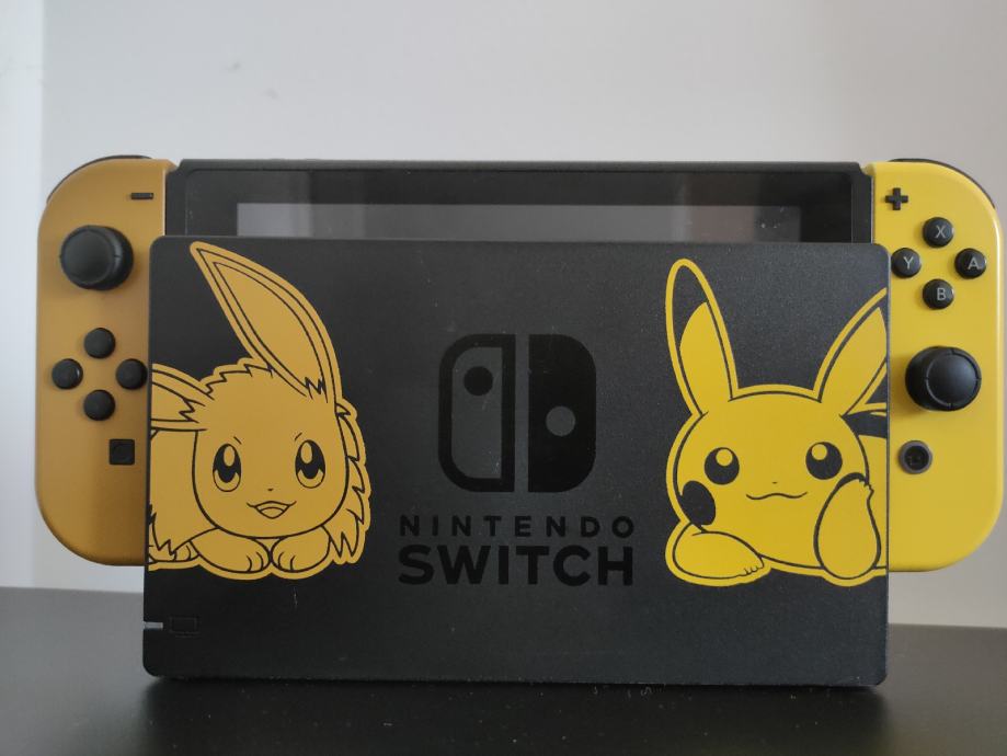 Nintendo Switch Pikachu & Eevee Edition