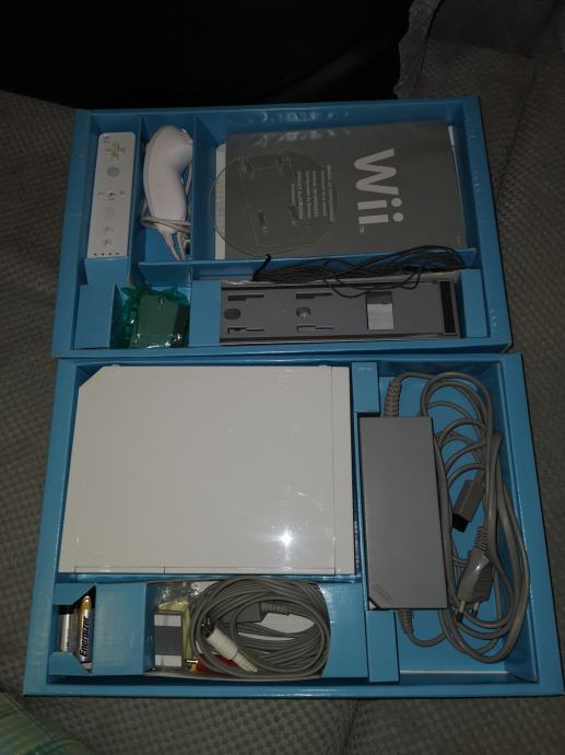 Nintendo Wii v originalni embalaži