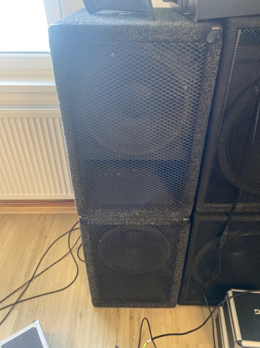 Prodam dva aktivna 12” subwooferja