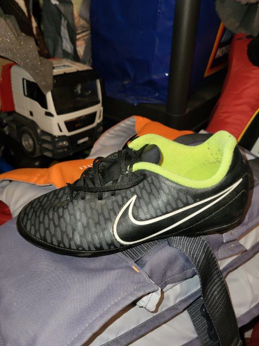 Kopački Nike 35,5